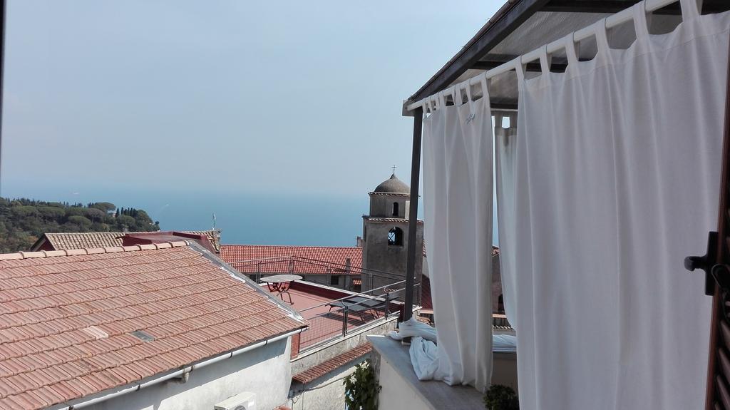 Casa Falcone B&B Scala Δωμάτιο φωτογραφία
